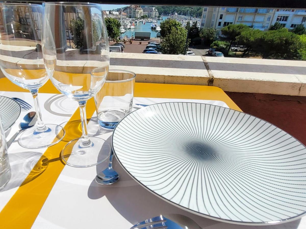 Duplex 2 Pieces Port Cabourg - 2 A 4 Personnes - Terrasse - Vue Port - Exclusif Book Ing Appartement Dives-sur-Mer Buitenkant foto
