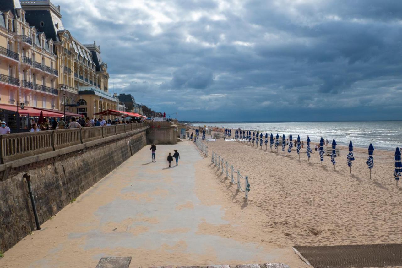 Duplex 2 Pieces Port Cabourg - 2 A 4 Personnes - Terrasse - Vue Port - Exclusif Book Ing Appartement Dives-sur-Mer Buitenkant foto